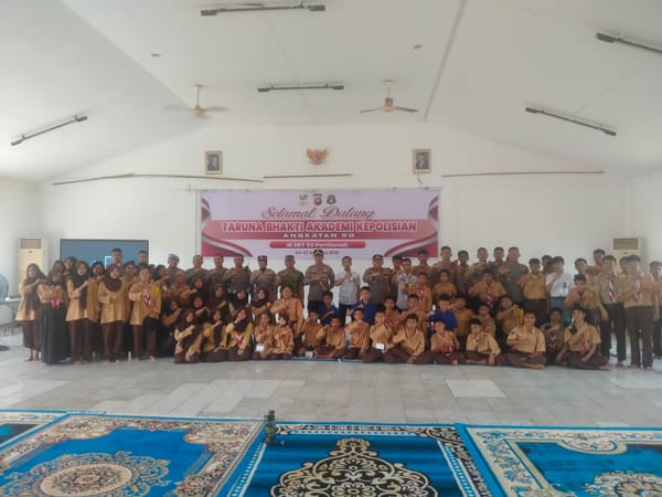 Kapolsek Pontianak Selatan Dampingi Kapolresta Tutup Program Taruna Bhakti Akpol di SRT 53 Pontianak.