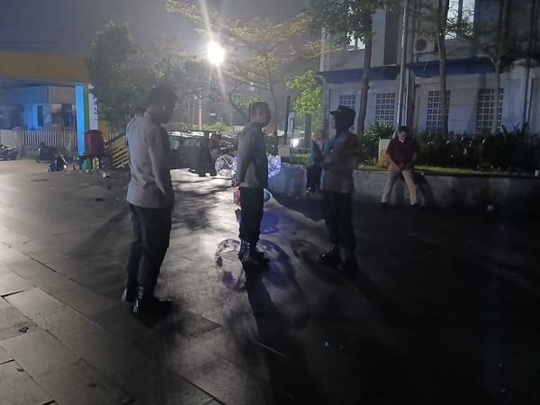 Polresta Pontianak Pastikan Malam Minggu Aman dan Kondusif melalui Patroli