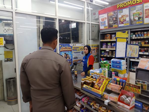 Perkuat Kamtibmas, Patroli Enggang Selatan Sambangi Sejumlah Gerai ATM di Wilayahnya