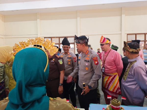 Kapolresta Pontianak Hadiri Puncak Festival Semarak Budaya Rakyat Robok-Robok Tahun 2026
