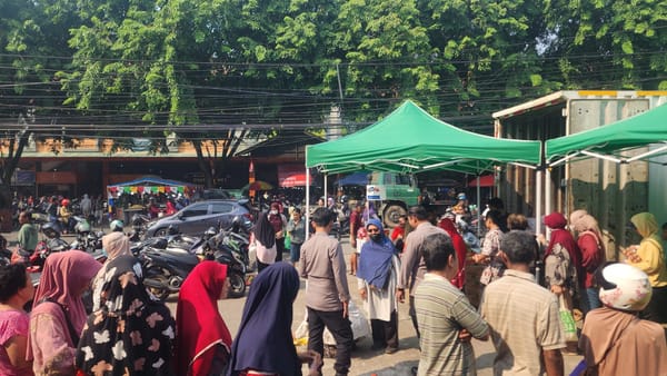 Operasi Pasar Murah Pemprov Kalbar di Citra Jeruju Dikawal Polisi, Cegah Macet dan Curanmor