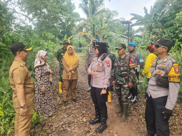 Antisipasi Kebakaran Lahan, Forkopimcam Pontianak Tenggara Intensifkan Patroli Karhutla