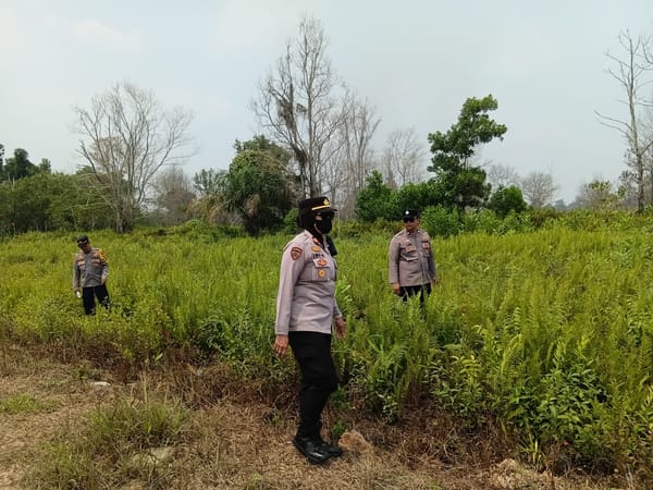 Polsek Pontianak Selatan Siaga Cegah Karhutla melalui Pemantauan Wilayah Secara Berkala