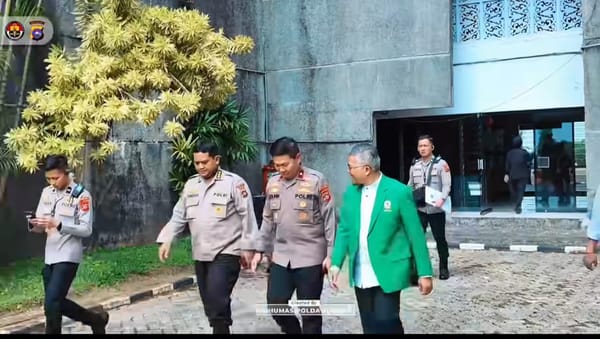 Wakapolda Sumbar di Hadapan Mahasiswa UNAND: Raih Prestasi, Jauhi Narkoba dan Hoaks
