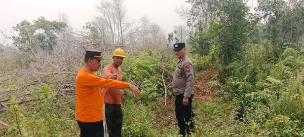 Antisipasi Karhutla, Personel Polsek Pontianak Selatan Patroli di Purnama II Ujung