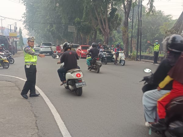 Cegah Kemacetan, Unit Lantas Polsek Pontianak Kota Intensifkan Pengaturan Lalu Lintas