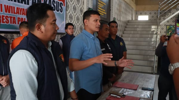 Dua Pelaku Pembakar Lahan di Palangka Raya Berhasil diamankan Polda Kalteng, Terancam Hukuman 9 Tahun Penjara