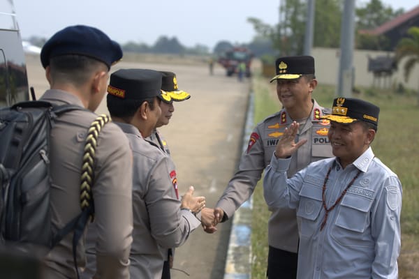 Kapolda Kalteng Sambut Kunker Wakapolri dan KASAD, Cek Penanganan Karhutla di Kalteng