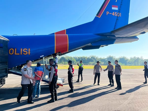 Bantuan Kemanusiaan Terus Mengalir, Polri dan Bhayangkari Dukung Warga Terdampak Gempa Flores