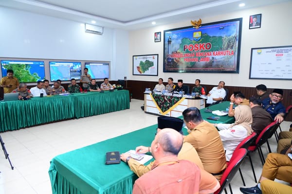 Kesiapsiagaan Karhutla Jadi Bahasan, Kapolda Jambi Ikuti Arahan Presiden RI melalui Zoom Meeting