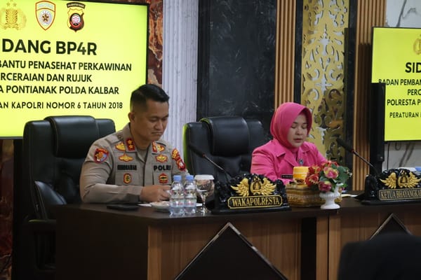 Wakapolresta Pontianak Pimpin Sidang BP4R Personel Polresta Pontianak