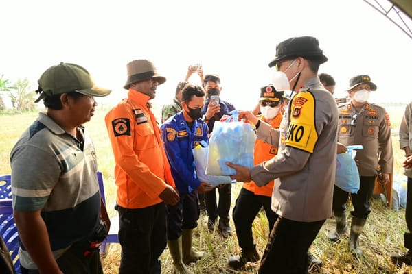 Penanganan Karhutla Jadi Perhatian, Kapolda Jambi Bersama Gubernur dan Danrem Turun ke Tanjab Timur