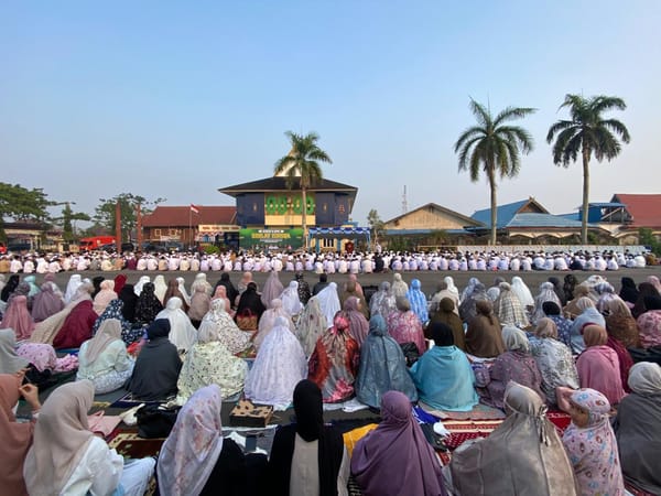 Cegah Karhutla dengan Ikhtiar dan Doa, Mahasiswa STIK Ajak Warga Kapuas Peduli Lingkungan