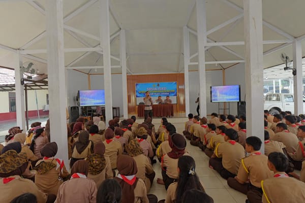 Satgas Karhutla Lemdiklat Polri Edukasi Saka Bhayangkara Polres Lamandau tentang Pencegahan Karhutla