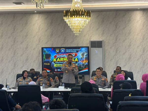 Peduli Kesehatan di Tengah Kabut Asap, Polresta Pontianak Gelar Sosialisasi Karhutla dan Buka Posko Pelayanan Kesehatan