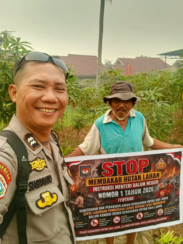 Patroli dialogis, Bhabinkamtibmas Polsek Pontianak Kota Imbau Warga Cegah Karhutla