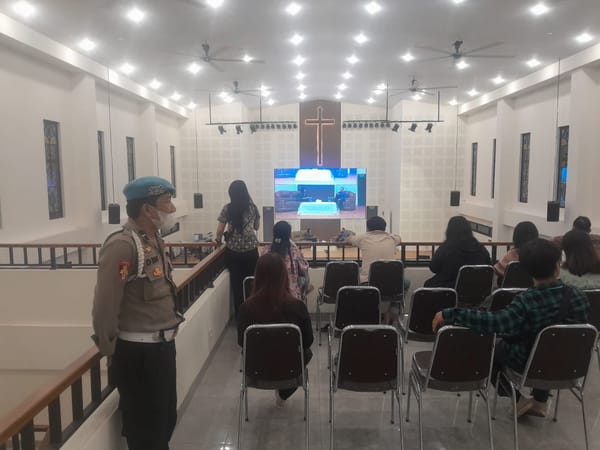 Polsek Pontianak Utara Amankan Talkshow Bersama Basuki Tjahaja Purnama (Ahok) Digereja GKY Siantan Hulu