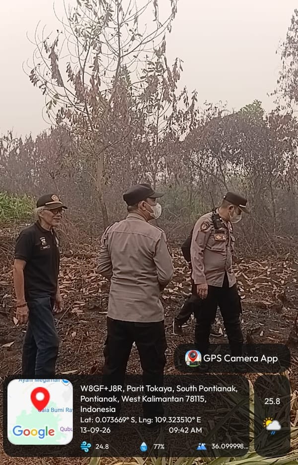 Polsek Pontianak Selatan dan Pokdar Kamtibmas Pontianak Selatan Bersinergi Cegah Karhutla di Parit Demang.