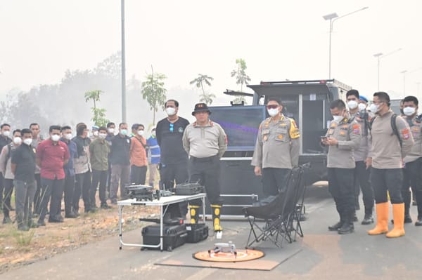 Gerak Cepat Tim Gabungan Polda Kalsel Tangani Karhutla di Ring 1 Bandara Syamsudin Noor
