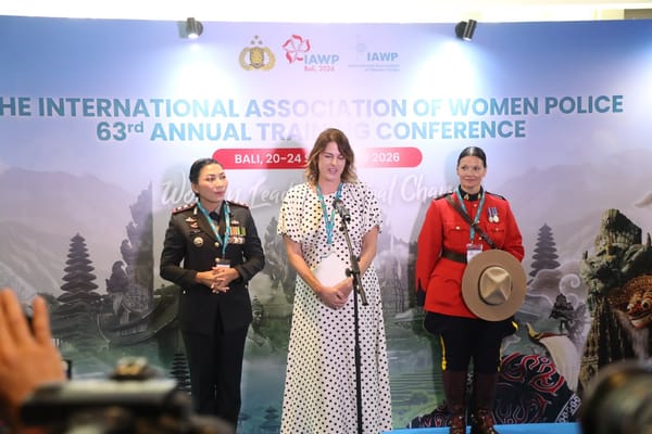 AKBP Hety Raih Penghargaan "Leadership" Di Ajang IAWP 2026 Nusadua Bali