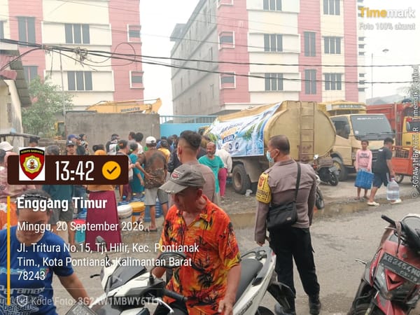 Bhabinkamtibmas Tanjung Hilir Monitoring Pembagian Air Bersih dari HMI