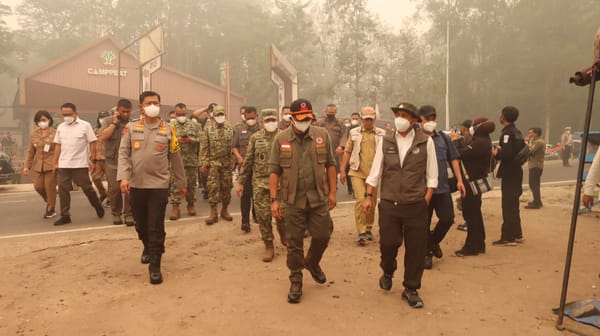 Kapolda Kalteng Hadiri Rapat Evaluasi Penanganan Karhutla Bersama Menteri Kehutanan dan Ka BNPB di Pulang Pisau