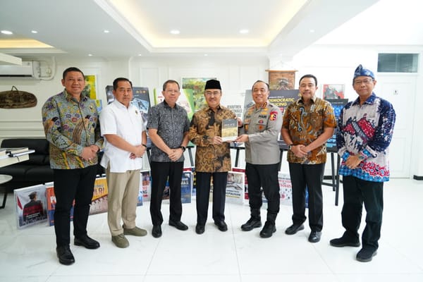POLRI PERKUAT TATA KELOLA MELALUI REKOMENDASI KPRP DALAM BUKU POLICE GOVERNANCE