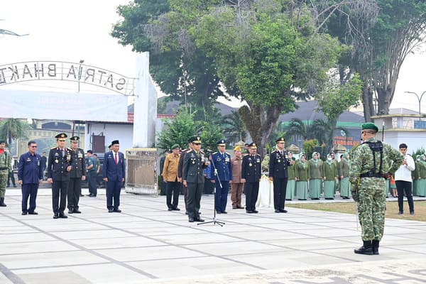 HUT ke-81 TNI, Kapolda Jambi dan Forkopimda Tabur Bunga untuk Mengenang Jasa Pahlawan