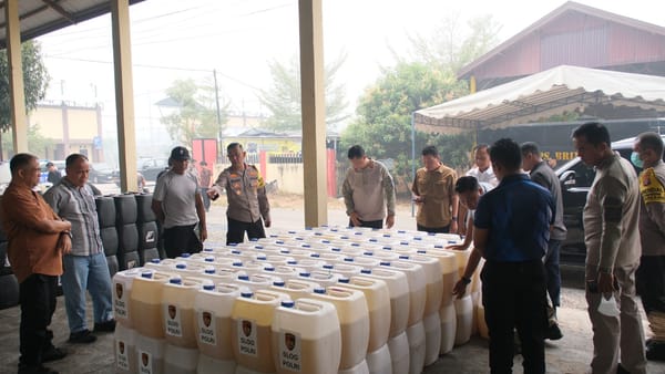 Polda Kalteng Produksi 1.607 Jerigen X-Fire untuk Perkuat Penanganan Karhutla