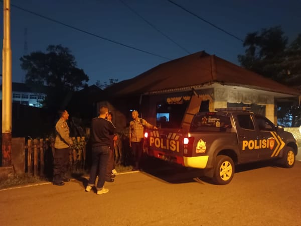 Respons Laporan 110, Patroli Enggang Polsek Pontianak Kota Cek Rumah Kosong di Jalan Zainudin