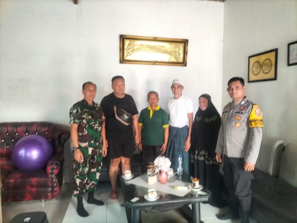 Lakukan Problem Solving Bhabinkamtibmas Siantan Tengah Mediasi Perselisihan Warga Gg. Selat Madura Berakhir Damai