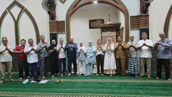 Bhabinkamtibmas dan Lurah Hadiri Rembuk Warga RW 012, Kedepankan Musyawarah demi Kesepakatan Bersama.