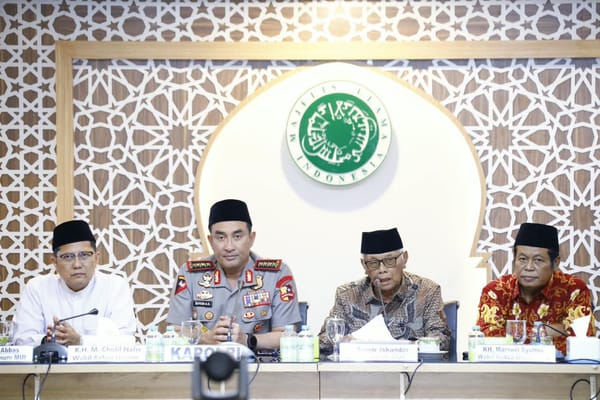 Kapolri Silaturahmi dengan Pimpinan MUI, Perkuat Sinergi Jaga Keamanan dan Kerukunan