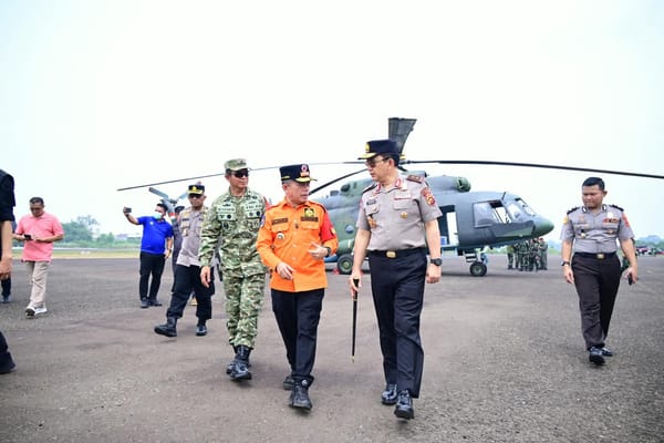 Kapolda Jambi Dampingi Gubernur Lepas 90 Personel Satgas Darat Karhutla ke Taman Nasional Berbak
