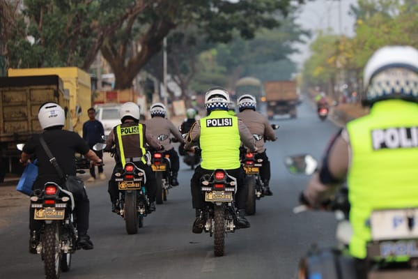 Pastikan Lalu Lintas Tertib, Kapolda Kalsel dan PJU Turun Langsung ke Lapangan