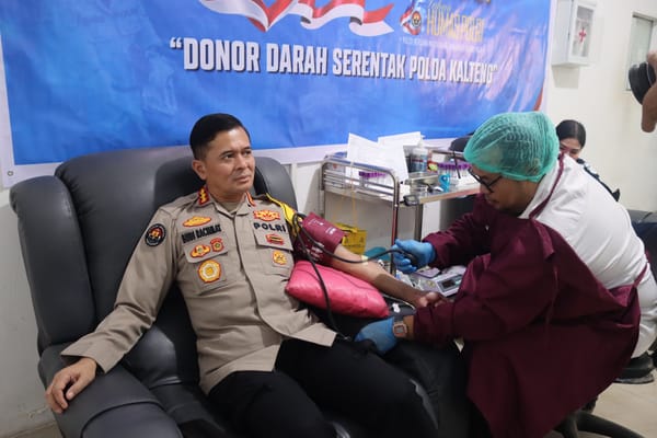 Sambut HUT Humas Polri ke-75, Bidhumas Polda Kalteng Gelar Donor Darah dan Anjangsana