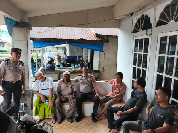 Kapolsek Pontianak Timur Ajak Masyarakat Kampung Beting Bersama Jaga Kamtibmas