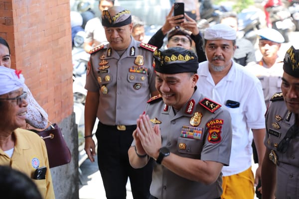 Pererat Sinergitas dengan PHDI, Kapolda Bali Ajak Bersama Jaga Kerukunan dan Keharmonisan