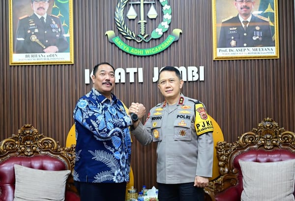 Perkuat Kolaborasi Penegakan Hukum, Kapolda Jambi Jalin Silaturahmi dengan Kejati