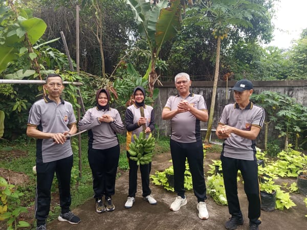 Pekarangan Produktif, Polsek Pontianak Kota Dukung Ketahanan Pangan