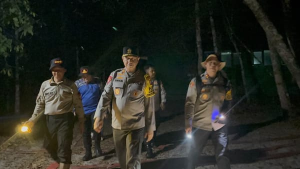 Tinjau Lokasi Karhutla di TN Tanjung Puting, Kapolda Kalteng Fokus Percepat Penanganan dan Antisipasi Kebakaran Susulan