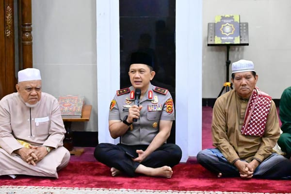 Subuh Keliling di Masjid Al-Munawarah, Kapolda Jambi Ajak Masyarakat Perkuat Sinergi Jaga Kamtibmas
